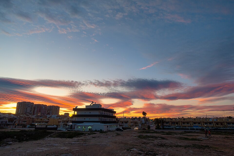 Foto 2 — Torrevieja, Alicante (03133)