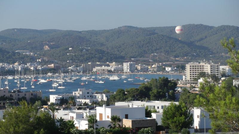 Vista de Sant Antoni de Portmany, Islas Baleares (07820)
