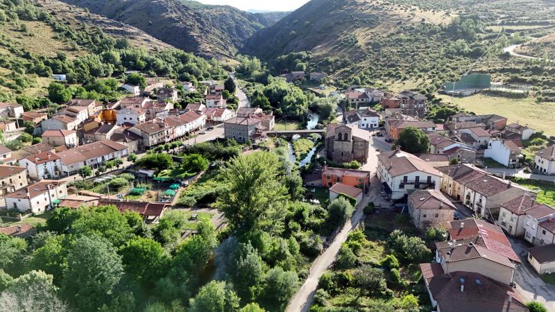 Vista de Barbadillo del Pez, Burgos (09614)