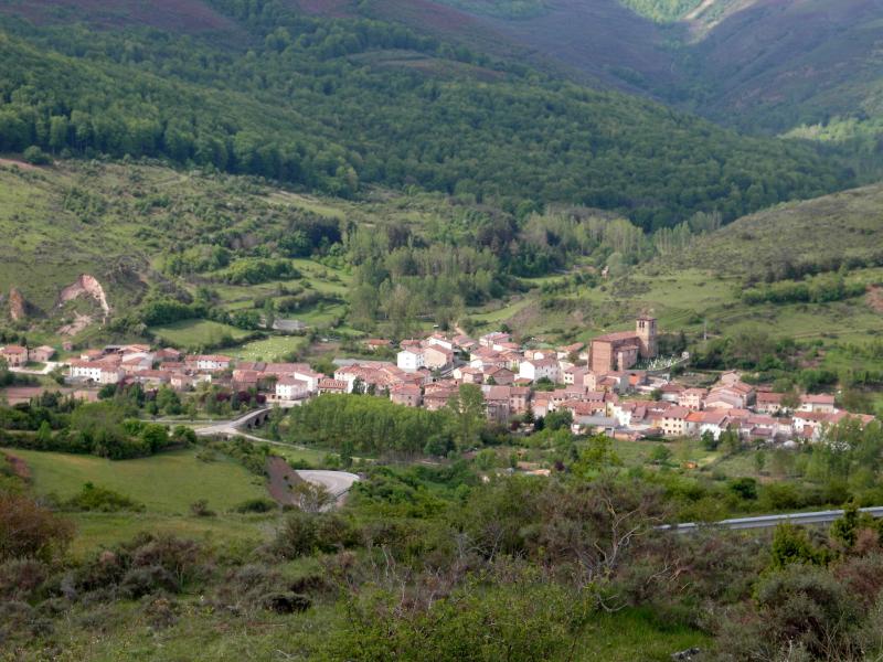 Vista de Fresneda de la Sierra Tirón, Burgos (09267)