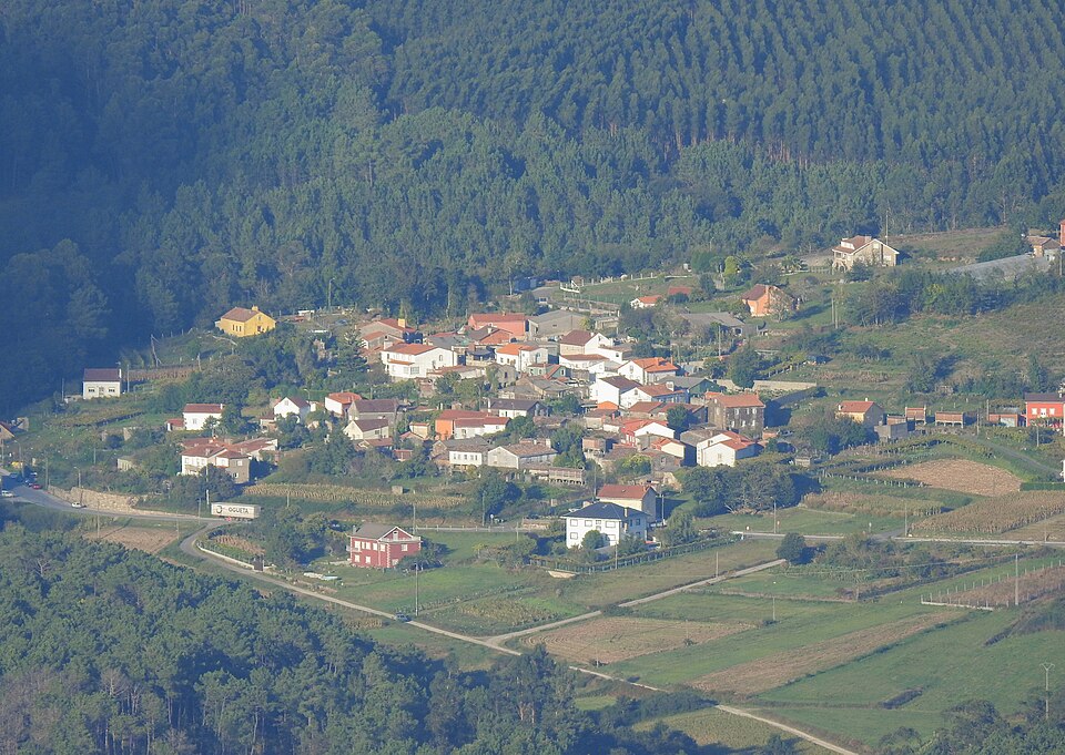 Foto 2 — Lousame, A Coruña (15042)