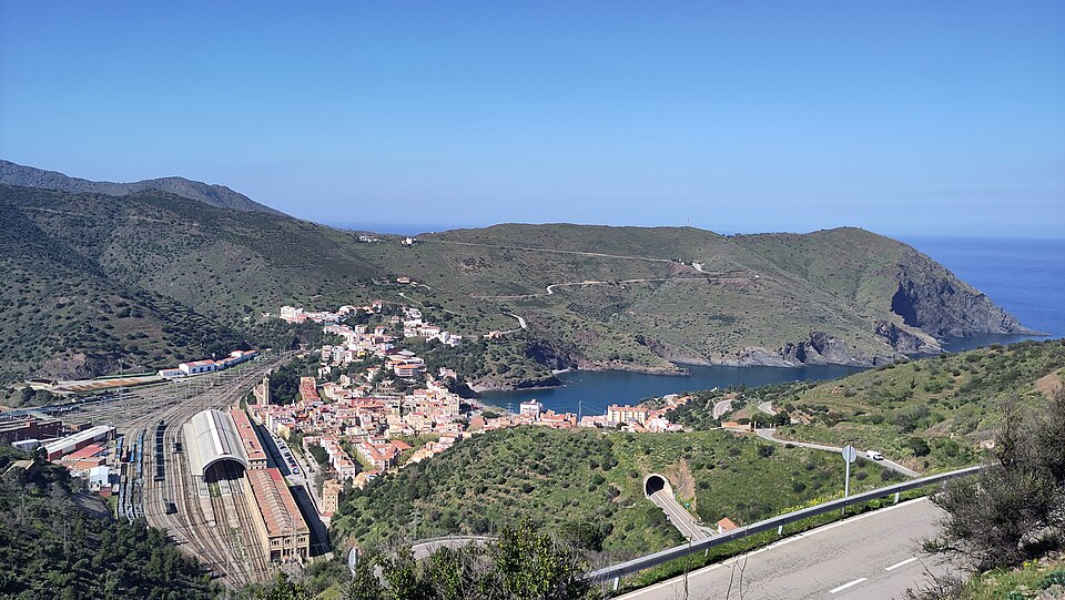 Foto 2 — Portbou, Girona (17138)