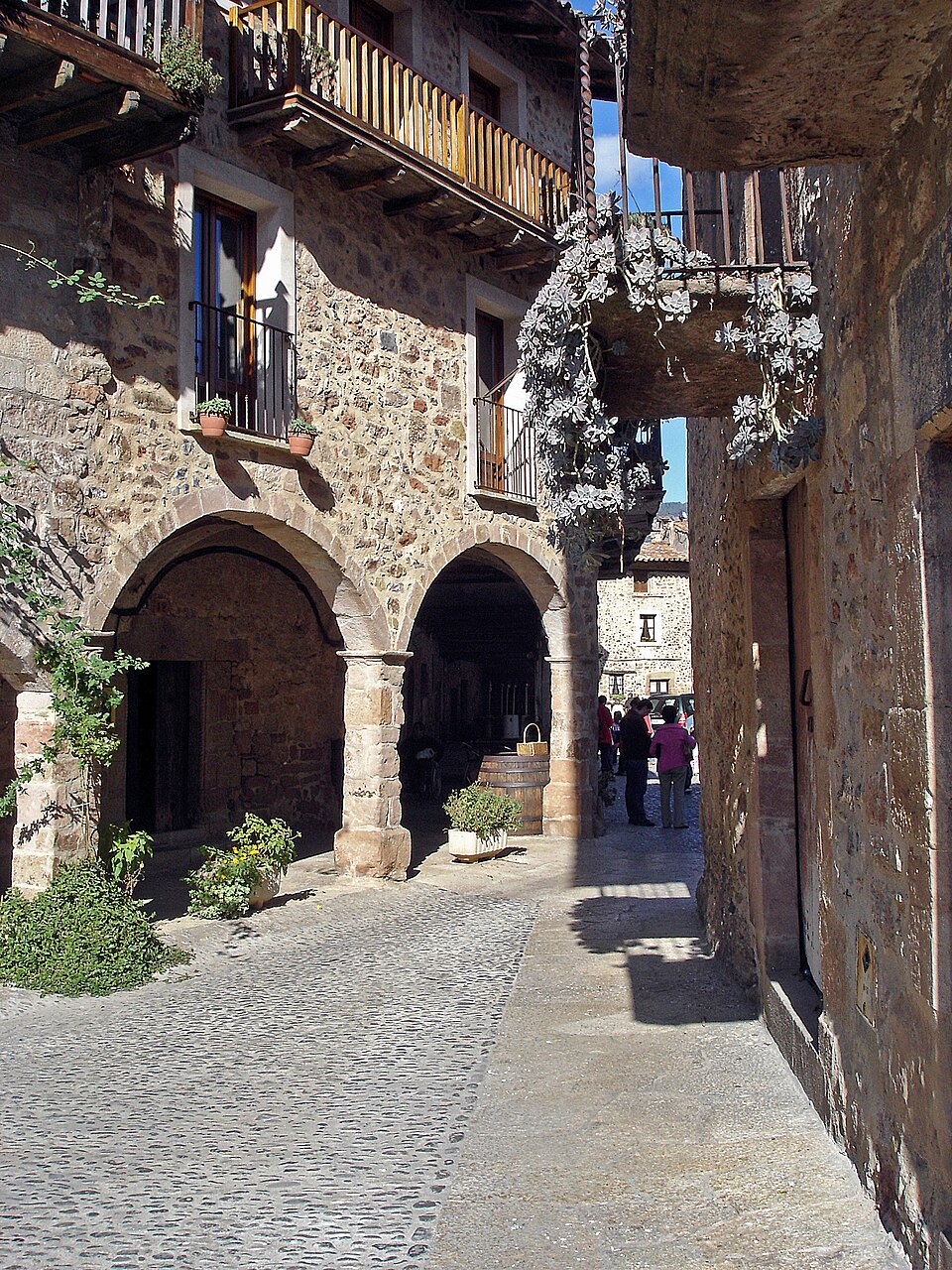 Foto 2 — Santa Pau, Girona (17184)