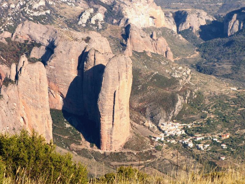 Peñas de Riglos, Las