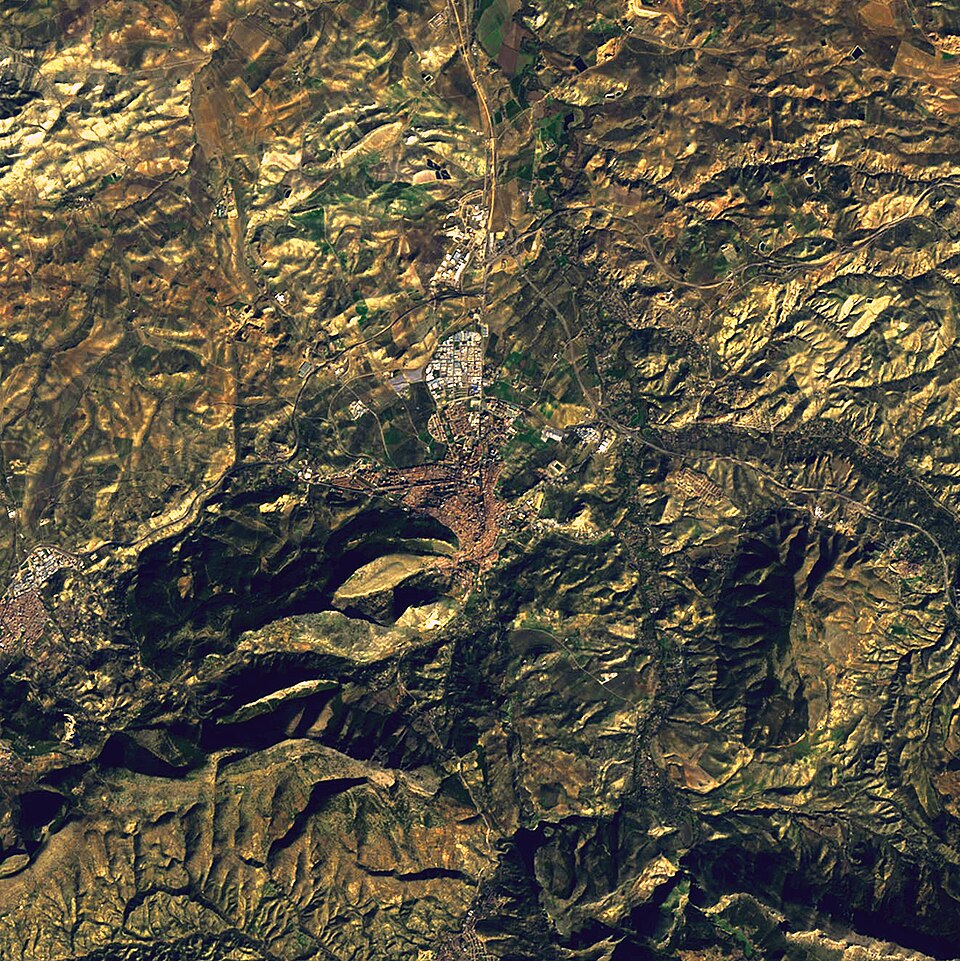 Foto 2 — Jaén, Jaén (23050)