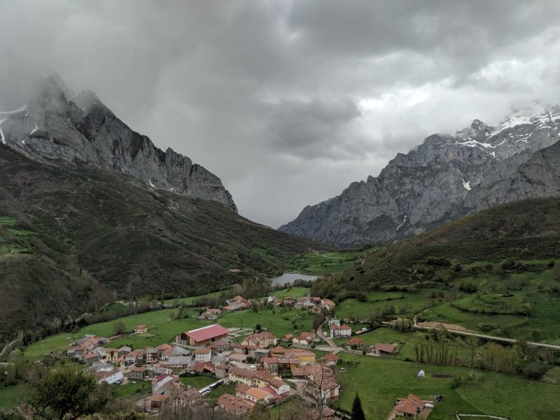 Vista de Posada de Valdeón, León (24915)