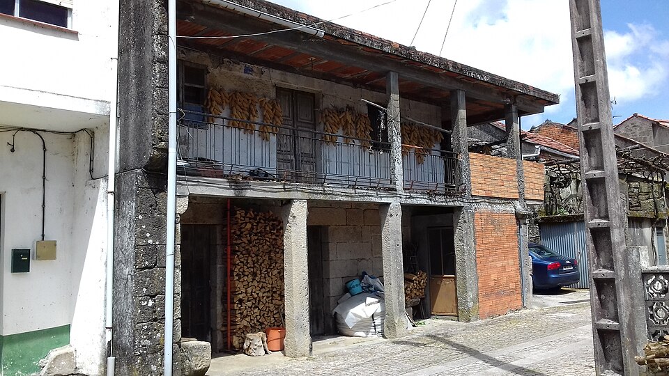 Foto 2 — Melón, Ourense (32046)