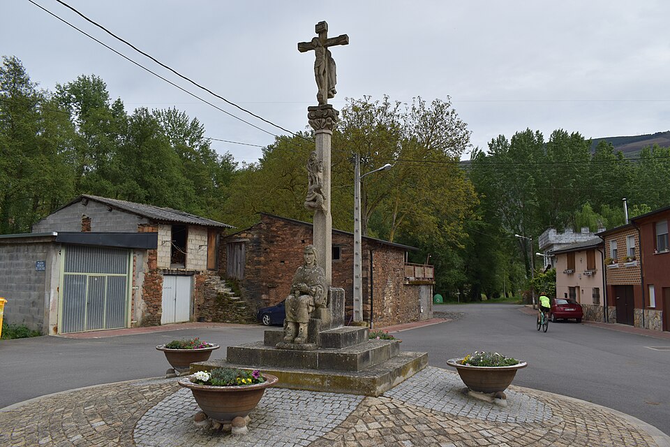Foto 2 — Vilamartín de Valdeorras, Ourense (32088)