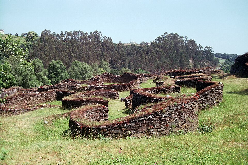 Foto 2 — Coaña, Asturias (33018)