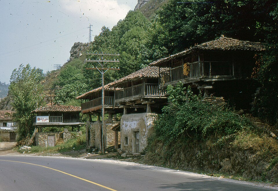 Foto 4 — Valdés, Asturias (33034)