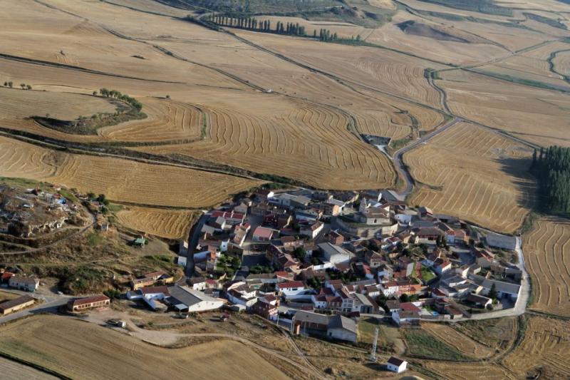 Vista de Valdeolmillos, Palencia (34239)