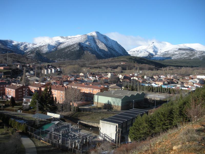 Vista de Velilla del Río Carrión, Palencia (34886)
