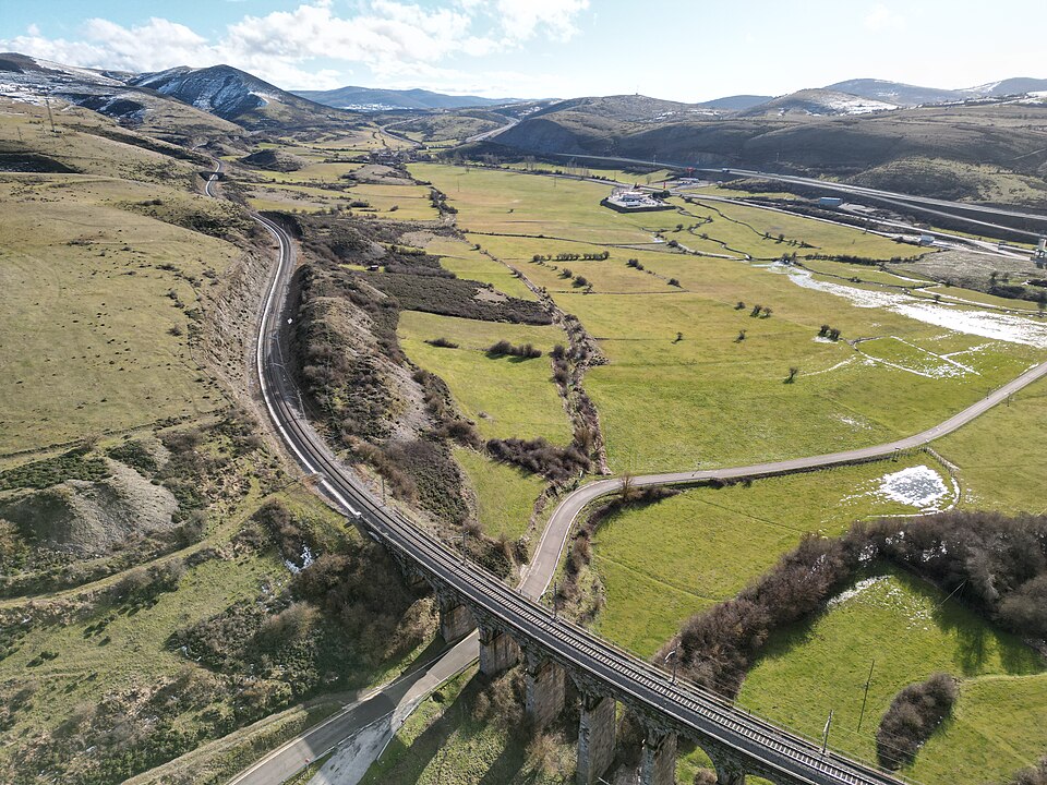 Foto 4 — Campoo de Enmedio, Cantabria (39027)