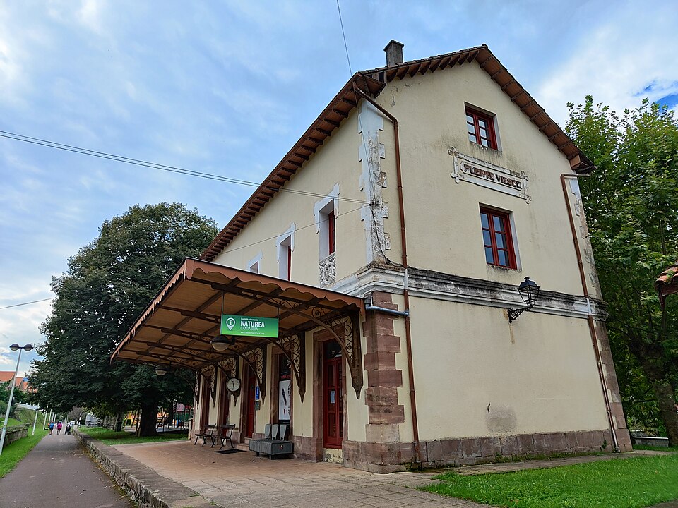Foto 2 — Puente Viesgo, Cantabria (39056)