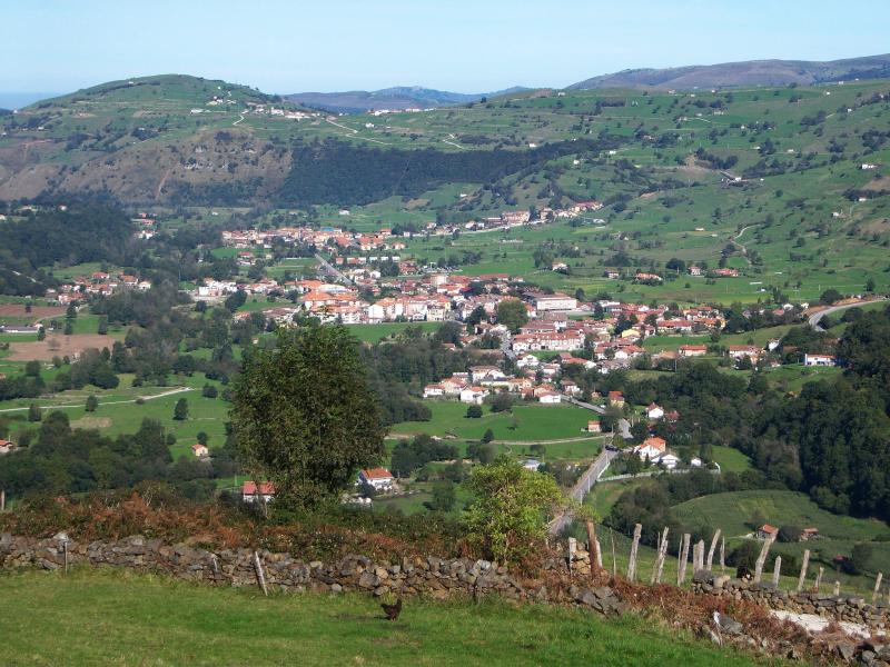 Vista de Selaya, Cantabria (39082)