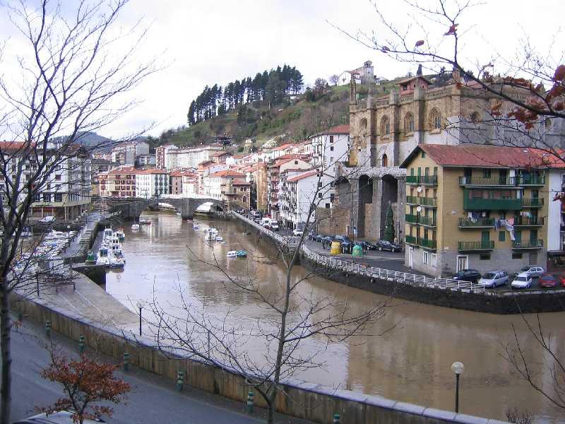 Vista de Ondarroa, Bizkaia (48700)
