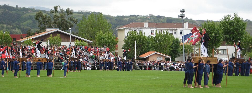 Foto 2 — Sondika, Bizkaia (48150)